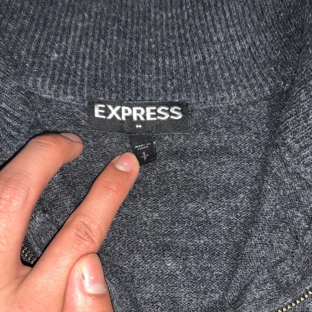 Express gray sweater - Picture 2 of 6